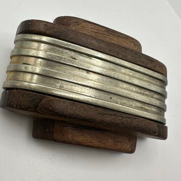 Antique Art Deco 1930s polished brown woodgrain wood silver tone brooch - Picture 3 of 8